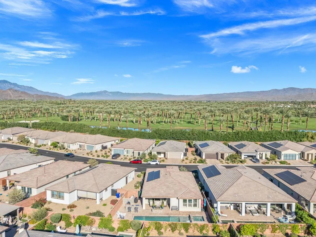 82425 W Mccarroll Drive, Indio, California 92201 home-pic-43